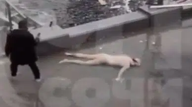 Rusya'da kıyıya vuran cansız beden sosyal medyada gündem oldu