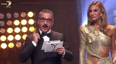 Cem Davran'ın 'Atatürk' hakkında sözleri Altın Kelebek Ödülleri'nde damga vurdu