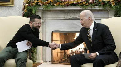 Biden ve Zelenskiy Beyaz Saray'da Buluştu: Yardım Paketi ve Ukrayna-Rusya İlişkileri Ele Alındı
