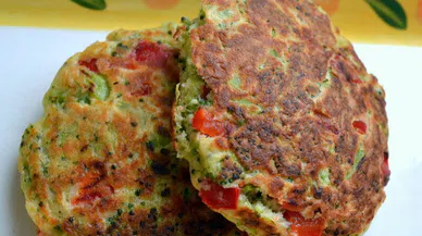 Sebzeli pankek nasıl yapılır? Sünger gibi pofuduk sebzeli pankek tarifi