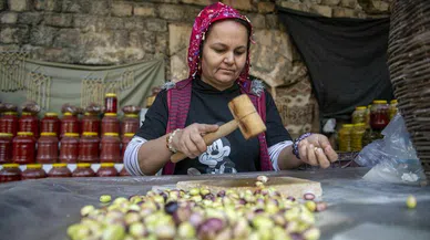 Mersin tarihi Taşhan, Mutlu üretici kadınlara ev sahipliği yaptı