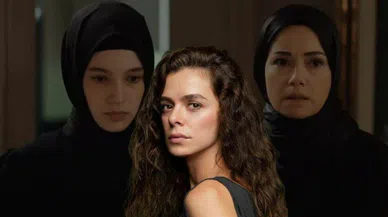 Özge Özpirinçci'den 'Kızıl Goncalar'a destek