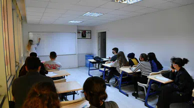 Afetzede çocuklar için eğitim seferberliği