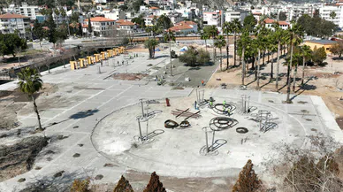 Finike Meydanı’na kavuşmak üzere