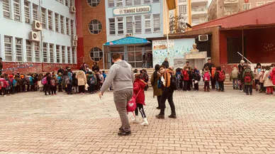 Öğrenciler okullarına kavuştu