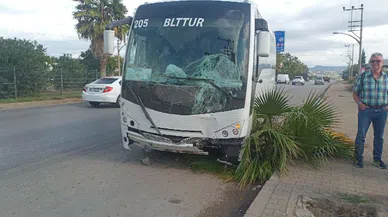 MİDİBÜS KAZASI UCUZ ATLATILDI   