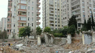 "Doktor hatası 1 kişiyi, müteahhit hatası binlerce kişiyi öldürür"