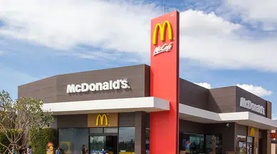 McDonald's ofislerini kapatacak. İşten çıkarmalar da yakın zaman içinde başlayacak