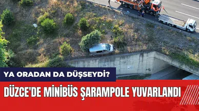 Düzce'de minibüs şarampole yuvarlandı! Ya oradan da düşseydi?