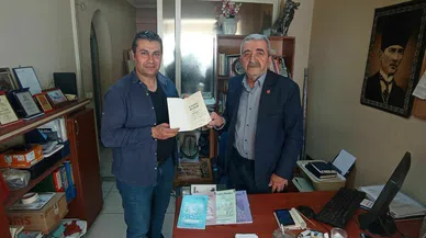 ÜÇ KÂĞITÇI MELEKLER