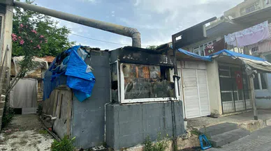 Yangında kokoreç dükkanı kullanılamaz hale geldi