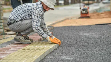 Varsak’a engelsiz kaldırımlar