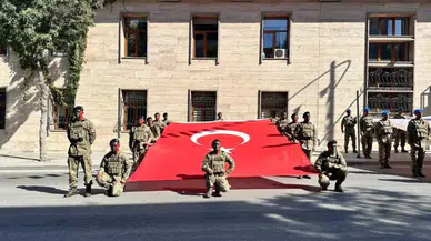 Burdur’da Zafer Bayramı Kutlamaları Meydanı Doldurdu