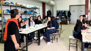 Akdeniz Üniversitesi’nde Sanat ve Masal Çamurda Buluştu
