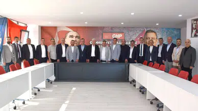 Muhittin Böcek İstifa Edecek mi? CHP Antalya'da İlçe Başkanlarıyla "Kritik" Zirve!