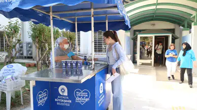 Akdeniz Üniversitesi’nde Büyükşehir’den Öğrencilere Çorba Desteği