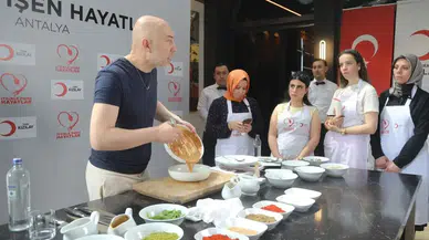 Depremzede Kadınlar Antalya'da Şeflerden Mutfak Sırlarını Öğrendi