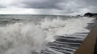 Denizlerde Turuncu Alarm: Kaş-Anamur Hattında Fırtına Kabusu Başlıyor!
