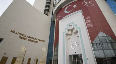 MHP Manavgat’ta Bayrak Değişimi: Yeni Başkan Hakan Rehber