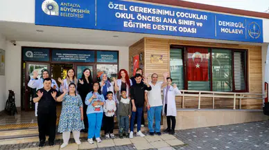 Antalya’da Mola Evi’nin Özel Bireylerinden Anneler Günü Sürprizi
