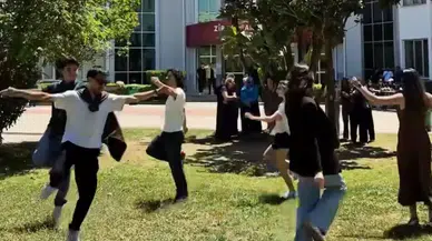 Akdeniz Üniversitesi'nde Bahar Coşkusu! 'Dekan Bile Dayanamadı'