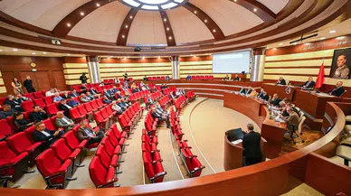Akdeniz Üniversitesi'ne 50 Milyon TL'lik Destek Tepki Getirdi