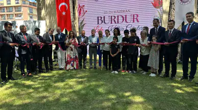 Burdur’da Karma Lale Sergisi Sanatseverleri Buluşturdu