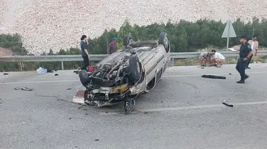 Burdur'da Çarpışma: Karşı Şeride Uçan Alkollü Sürücü Dehşet Saçtı!