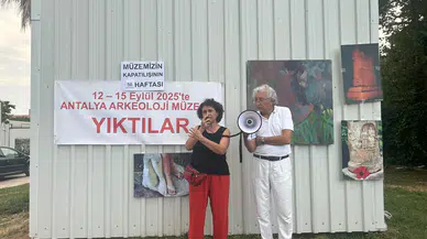 Antalya Arkeoloji Müzesi’nde Bir Yıllık Mücadele! Savunucular Yeniden Müze Önünde