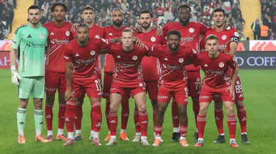 Küme Düşen Antalyaspor’da Yaprak Dökümü Başlıyor!