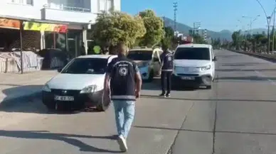 Hatay'da Nefes Kesen Takip: Adana Plakalı Taksiden 7 Kaçak Çıktı