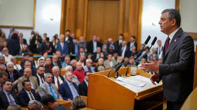 CHP'de "Grup Toplantısı" Gerilimi! Özgür Özel TBMM'de