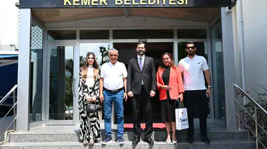 Ukraynalı Savaş Mağduru Çocuklara Kemer'de Tatil Sürprizi