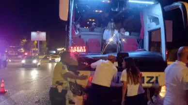 Burdur'da Korkutan Çarpışma: Otobüsle Burun Buruna Gelen Araçta 3 Yaralı!