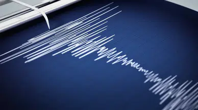 Akdeniz Sarsıldı: 4.9 Büyüklüğünde Deprem!
