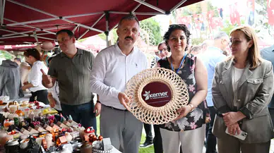 Kemer’de El Emeği Göz Nuru Sanat ve Spor Bir Araya Geldi