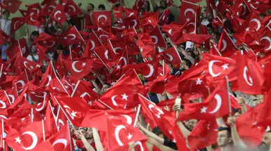 Alanya’da Milli Maç'a YKS Freni: Türkiye–Paraguay Maçının Dev Ekran Gösterimi İptal Edildi!
