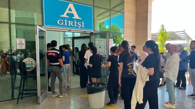 YKS 2026 İkinci Oturum: Alanya'da 5 Bin 994 Aday AYT Sınavına Girdi