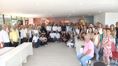 CHP Antalya İl Örgütü Karara Karşı Nöbette