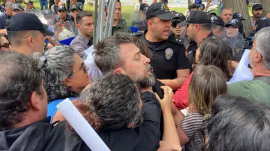 Hakkını Arayan Öğretmene Kelepçe! Ankara'da Eğitim Emekçilerine Sert Müdahale