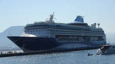 Dev Kruvaziyer Alanya'da: Marella Discovery Binlerce Turist Getirdi