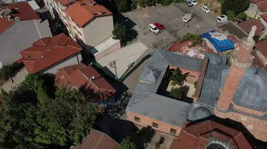 Bursa'da Tarihi Mezar Tartışması! "Vakıf Amacı Dışında Kullanılıyor