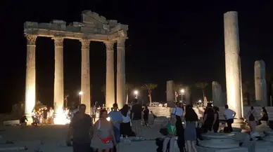 Tarihin Denizle Buluştuğu Nokta: Side Antik Kenti Büyülüyor