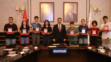 Depremin Yıkıntılarından Zirveye! Hatay’ın Şampiyon Öğrencileri Gururlandırdı