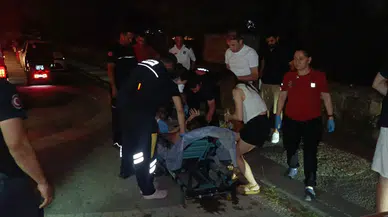 Manavgat'ta Çürüyen Mazgala Ayağı Sıkışan Kadın Hastanelik Oldu