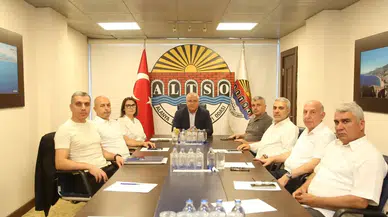 Alanya'nın Tescilli Keçiboynuzu Türkiye Yolcusu