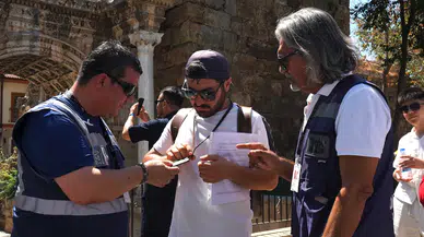Antalya ve Çevresinde Kaçak Turist Rehberlerine Yönelik Denetimler Artırıldı