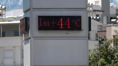 Antalya Kavruluyor! Termometreler 44 Dereceyi Gördü