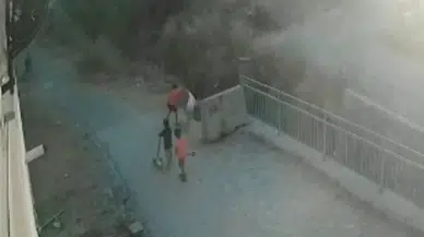 Korkunç Gerçek Kamerayla Ortaya Çıktı: Otizmli Küçük Kızı Akranları Su Kanalına İtmiş