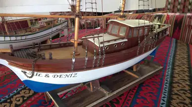Gemlik'in Tarihi Gemi Modellerine Emekli Eğitmen Dokunuşu